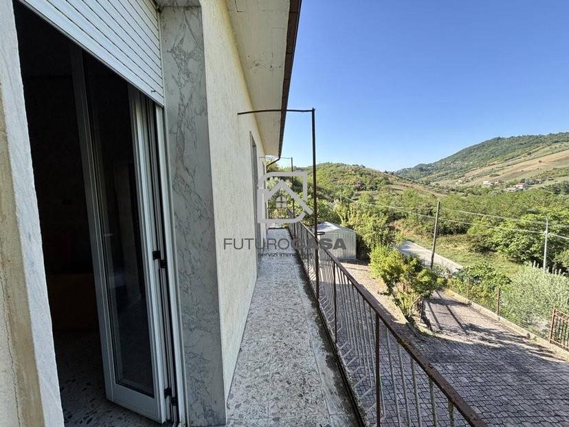 Terratetto unifamiliare Contrada Gaudiciello, Ariano Irpino — foto 2 di 48