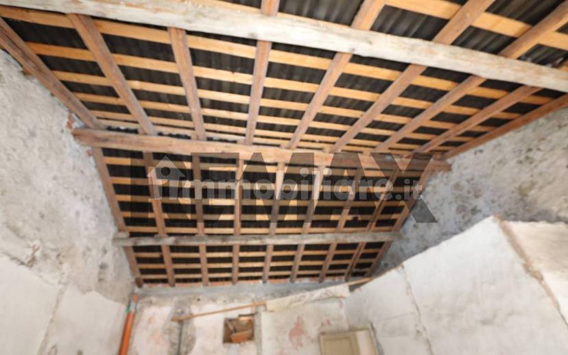 Terratetto unifamiliare 83 m², da ristrutturare, Calatabiano — foto 2 di 32