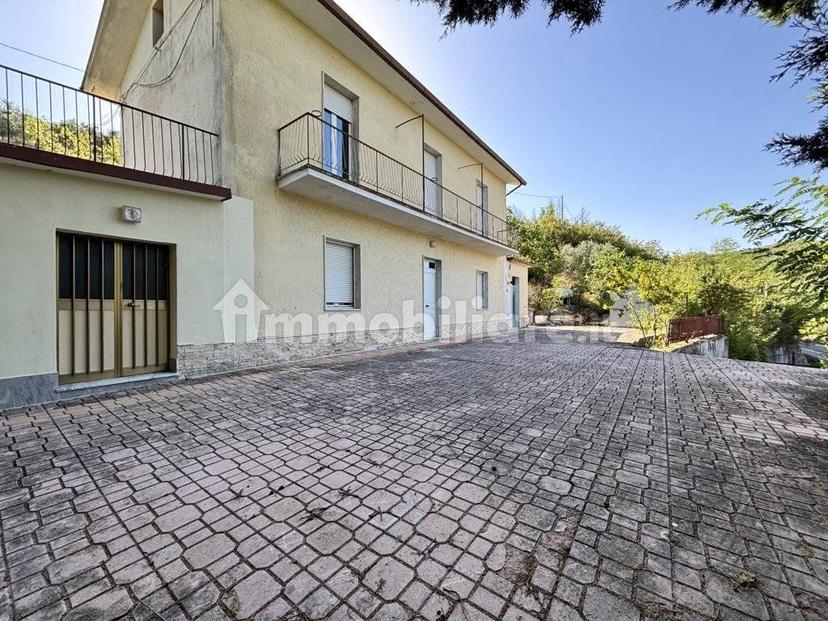 Terratetto unifamiliare Contrada Gaudiciello, Ariano Irpino — foto 32 di 48
