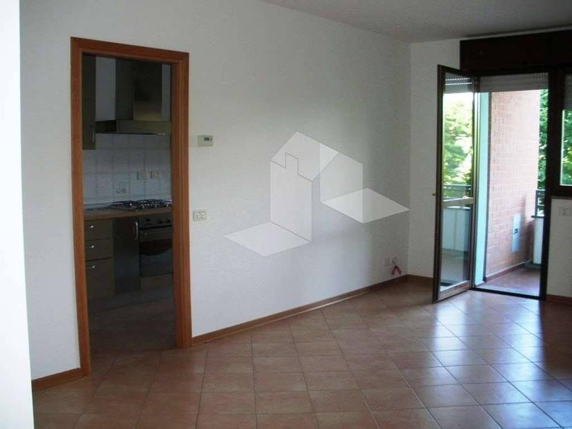 Trilocale buono stato, secondo piano, Buco del Signore - Acque Chiare, Reggio Emilia — foto 10 di 16