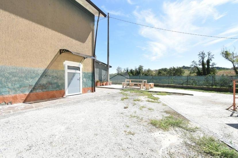 Terratetto unifamiliare via Provinciale le Uso 121, Borghi