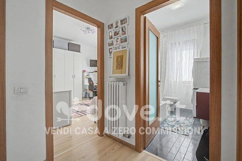 Quadrilocale via del Lavoro 42, Centro, Sommacampagna — foto 26 di 35