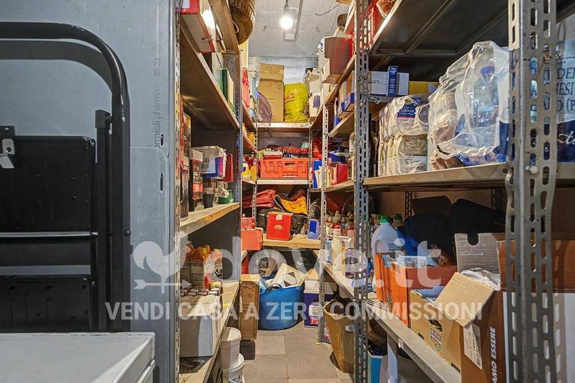 Quadrilocale via del Lavoro 42, Centro, Sommacampagna — foto 2 di 35