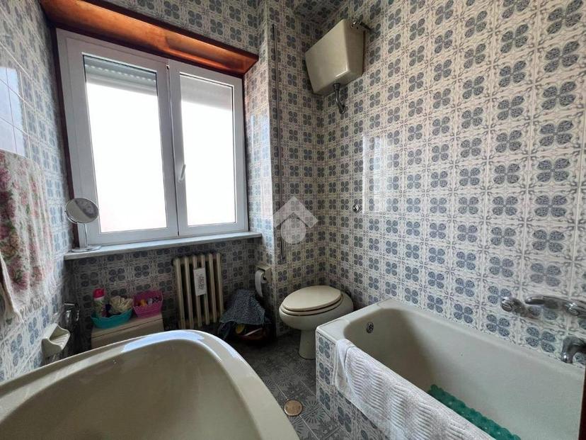 Trilocale viale Ivanoe Bonomi 22, Centro, Cassino — foto 35 di 39