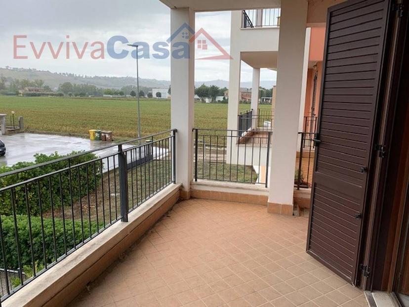 Quadrilocale via Nicola Bobadilla, Recanati — foto 3 di 26