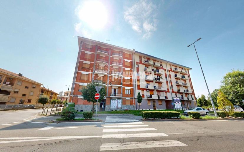 Quadrilocale ottimo stato, quinto piano, Centro, Bra — foto 6 di 18