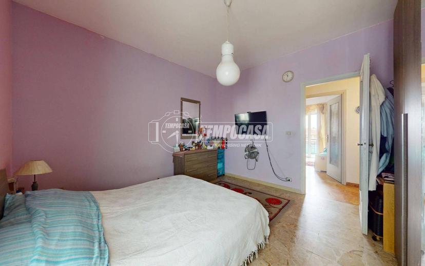 Quadrilocale ottimo stato, quinto piano, Centro, Bra — foto 13 di 18