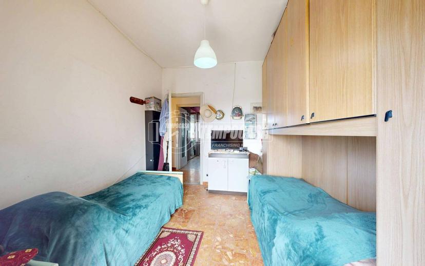Quadrilocale ottimo stato, quinto piano, Centro, Bra — foto 18 di 18