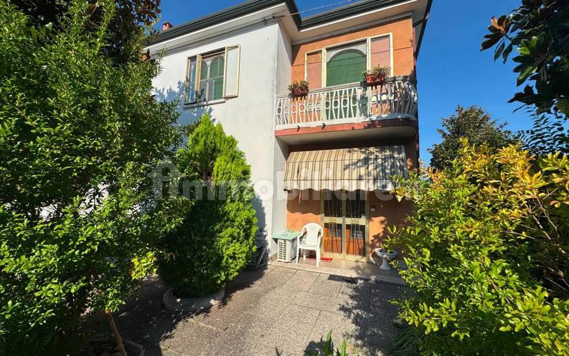 Villa unifamiliare via Coronella 82, Coronella, Poggio Renatico — foto 12 di 14
