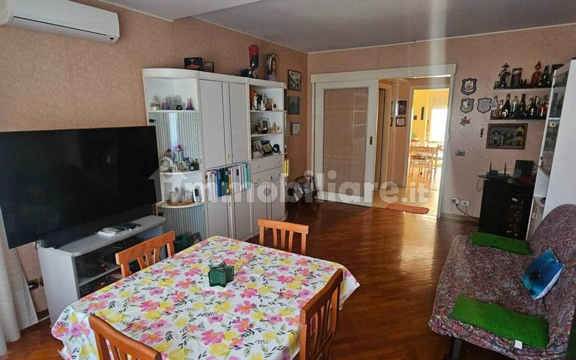 Trilocale largo Fratelli Bandiera 9, Marina Di Davoli, Davoli — foto 3 di 12