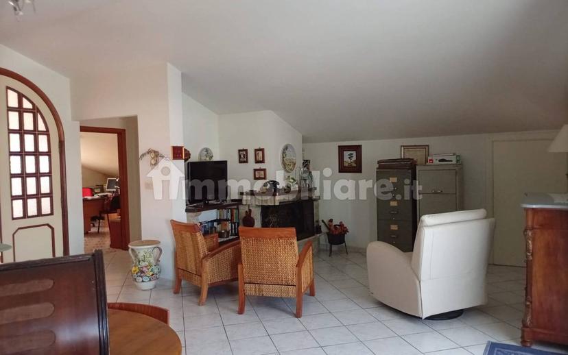 Villa bifamiliare via Giacomo Leopardi 15, Villa Verrocchio, Montesilvano — foto 104 di 127