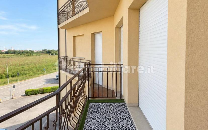 Trilocale Strada Cipata 21, Lunetta Frassino, Mantova — foto 3 di 7