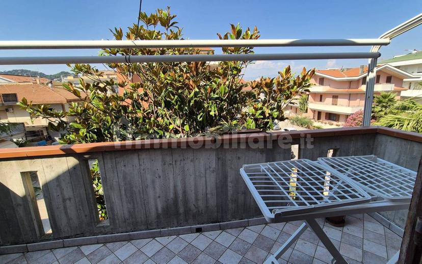 Villa bifamiliare via Giacomo Leopardi 15, Villa Verrocchio, Montesilvano — foto 4 di 127