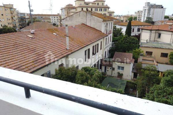 Bilocale viale Giacomo Matteotti 52, Stazione - Via Roma, Grosseto — foto 36 di 40