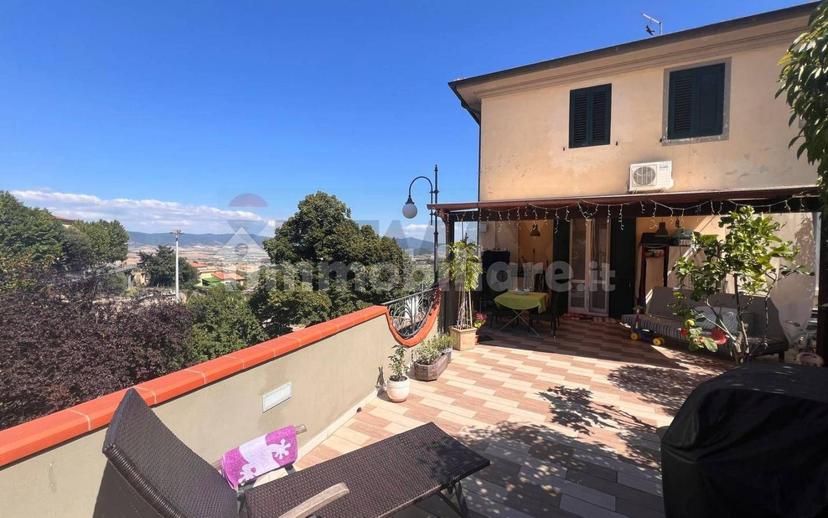 Terratetto unifamiliare 114 m², ottimo stato, Castelnuovo della Misericordia, Gabbro, Rosignano Marittimo — foto 4 di 33