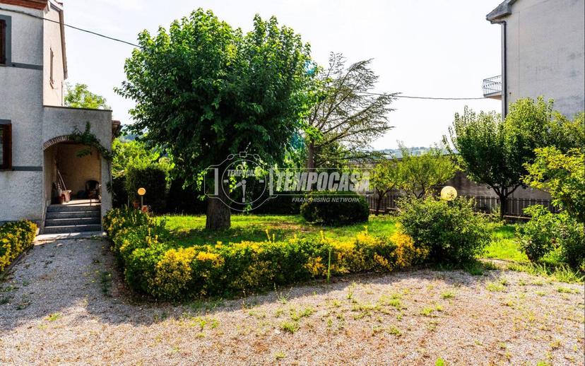 Terratetto unifamiliare via Aristide Merloni, Matelica — foto 11 di 29