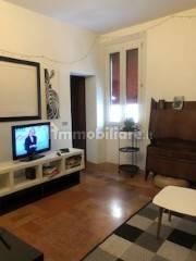 Quadrilocale via Squadroni 4, Centro Storico, Reggio Emilia