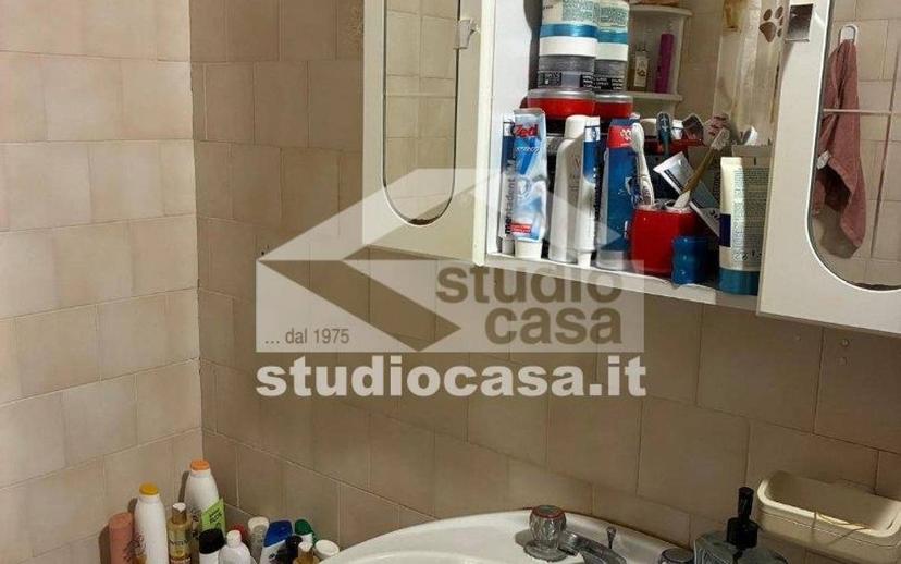 Bilocale buono stato, terzo piano, Semicentro, Crema — foto 2 di 8