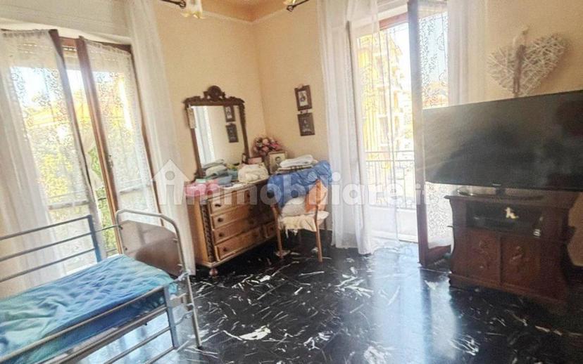 Appartamento buono stato, primo piano, Porto Maurizio, Imperia — foto 4 di 8