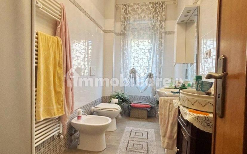 Appartamento buono stato, primo piano, Porto Maurizio, Imperia — foto 7 di 8