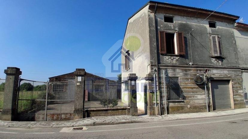 Terratetto unifamiliare via Giuseppe Mazzini, San Salvatore, Sospiro — foto 20 di 46