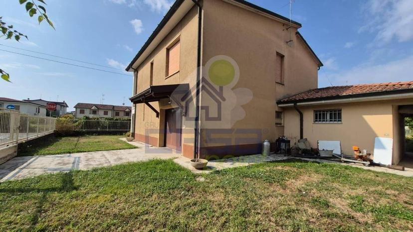 Terratetto unifamiliare via Leonardo Da Vinci 19, Centro, Pizzighettone — foto 13 di 41