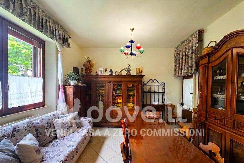 Trilocale viale Miralaghi 22, Centro, Sarteano — foto 7 di 18