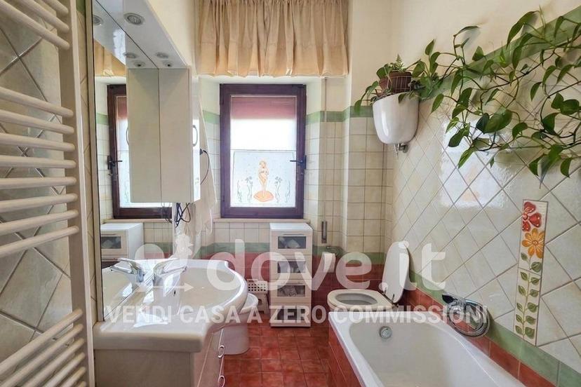 Trilocale viale Miralaghi 22, Centro, Sarteano — foto 15 di 18