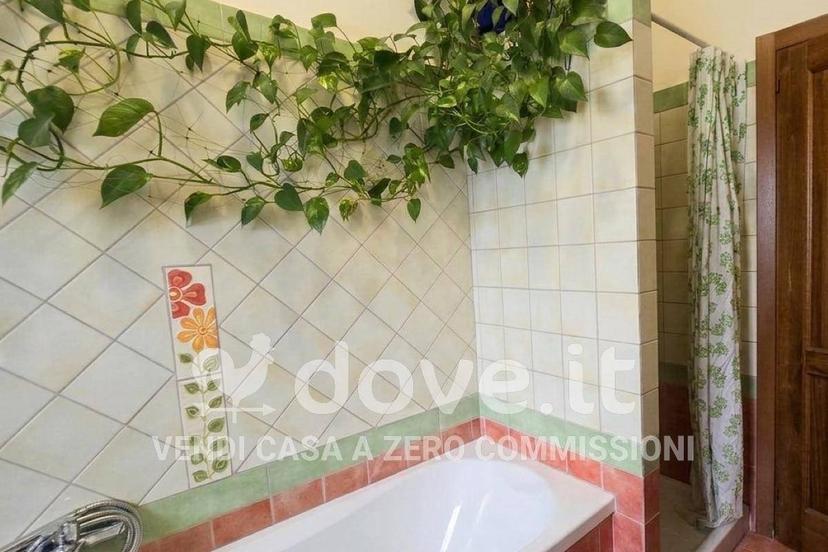 Trilocale viale Miralaghi 22, Centro, Sarteano — foto 12 di 18