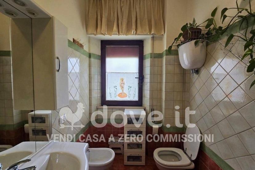 Trilocale viale Miralaghi 22, Centro, Sarteano — foto 11 di 18