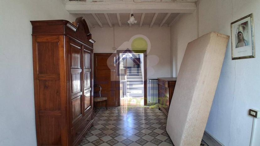 Terratetto unifamiliare via Giuseppe Mazzini, San Salvatore, Sospiro — foto 39 di 46