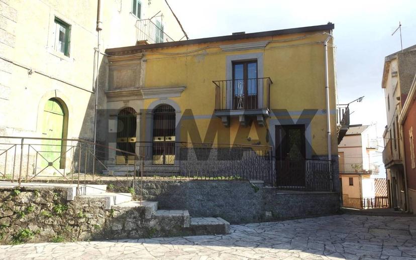 Terratetto unifamiliare via Serro 39, Cesarò — foto 5 di 35