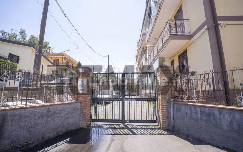 Quadrilocale via Giuseppe Verdi 1, Valverde — foto 9 di 40