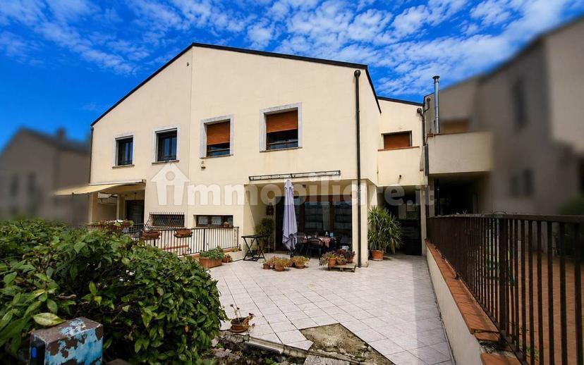 Terratetto unifamiliare 127 m², buono stato, Narni — foto 13 di 26