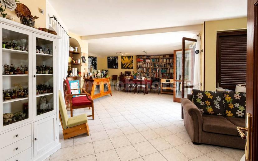 Terratetto unifamiliare 127 m², buono stato, Narni — foto 12 di 26