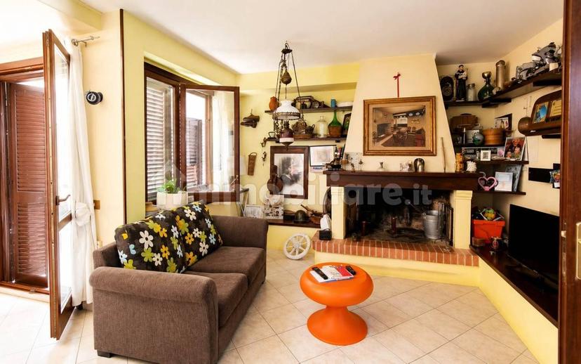 Terratetto unifamiliare 127 m², buono stato, Narni — foto 8 di 26