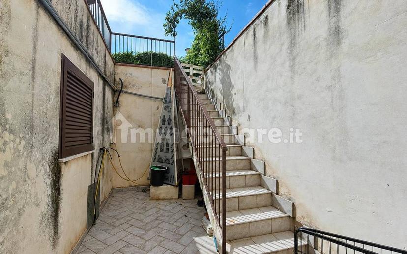 Terratetto unifamiliare 127 m², buono stato, Narni — foto 5 di 26