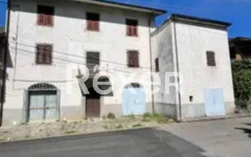 Casale via Provinciale, Centro, Castelnuovo di Garfagnana — foto 8 di 10