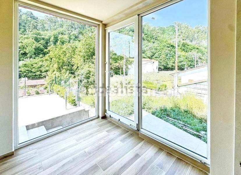 Trilocale ottimo stato, piano terra, Stazione Fornola, Vezzano Ligure