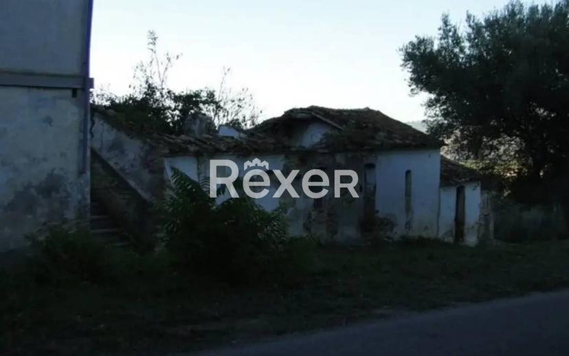Casale via Capracchia, Notaresco — foto 5 di 10