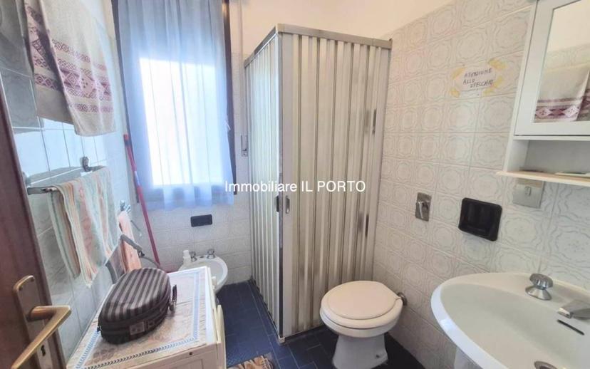 Trilocale buono stato, quarto piano, Lido degli Estensi, Comacchio