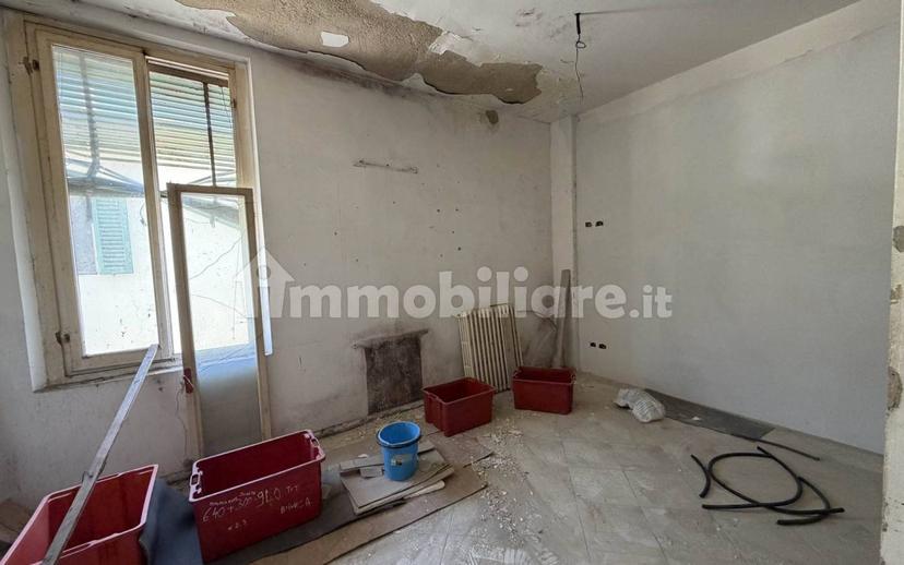 Trilocale da ristrutturare, primo piano, San Cipriano S.Barbara Centinal, Cavriglia — foto 13 di 25