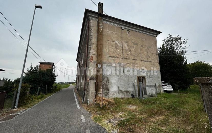 Casale via della Repubblica 4, Villamarzana — foto 4 di 18