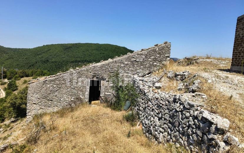 Rustico Catinelli, Fogliano, Castagnacupa, Montebibico, Strettura, Spoleto — foto 11 di 11