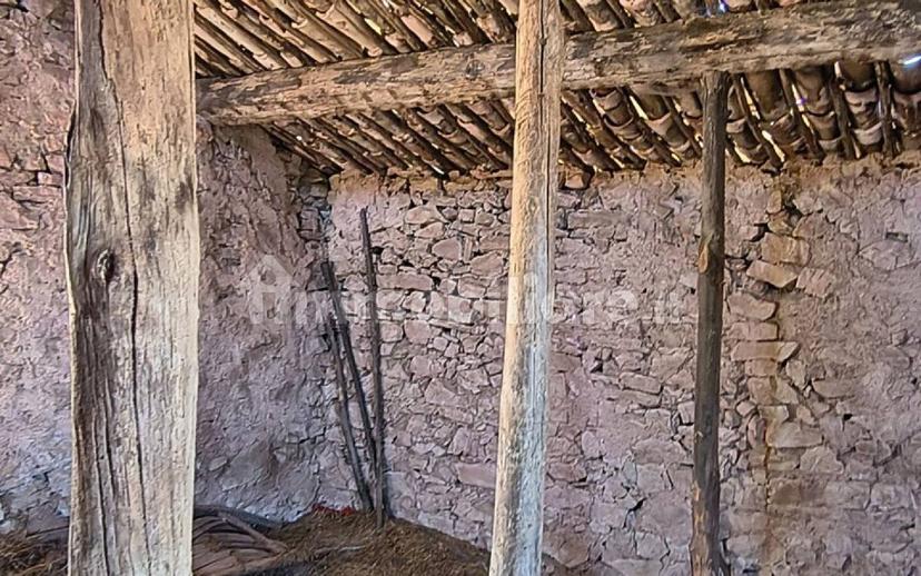 Rustico Catinelli, Fogliano, Castagnacupa, Montebibico, Strettura, Spoleto — foto 2 di 11