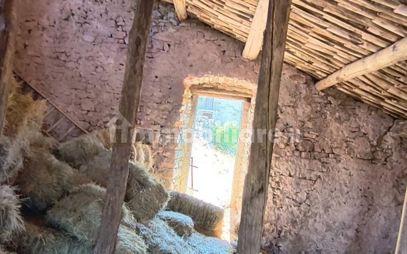 Rustico Catinelli, Fogliano, Castagnacupa, Montebibico, Strettura, Spoleto — foto 5 di 11