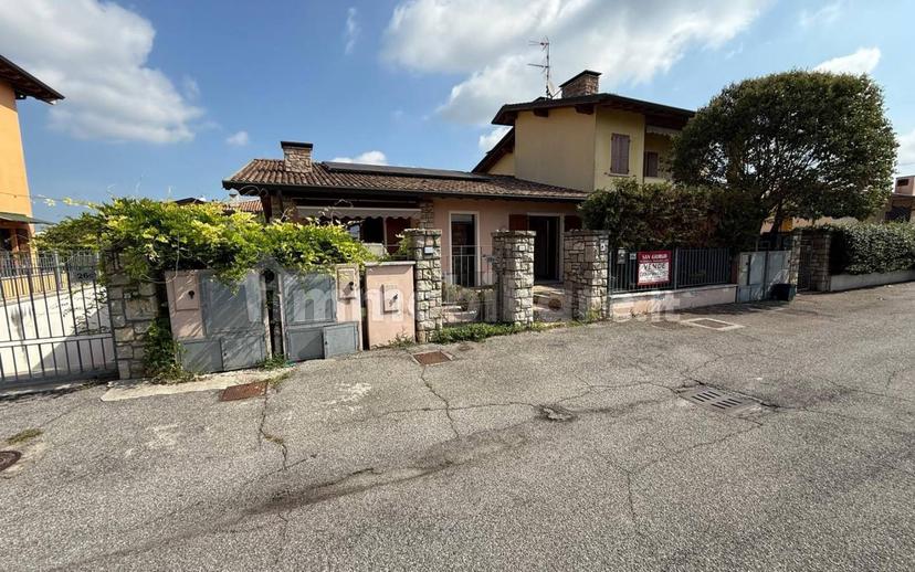 Villa bifamiliare via Novagli Campagna, Novagli Campagna, Montichiari — foto 8 di 60
