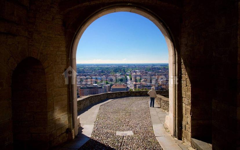 Monolocale via Bartolomeo Colleoni, Duomo - Piazza Vecchia, Bergamo