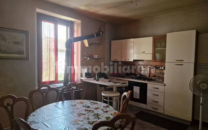 Terratetto unifamiliare 325 m², buono stato, Centro, Gazzuolo — foto 4 di 11