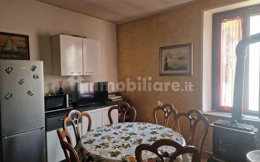 Terratetto unifamiliare 325 m², buono stato, Centro, Gazzuolo — foto 9 di 11